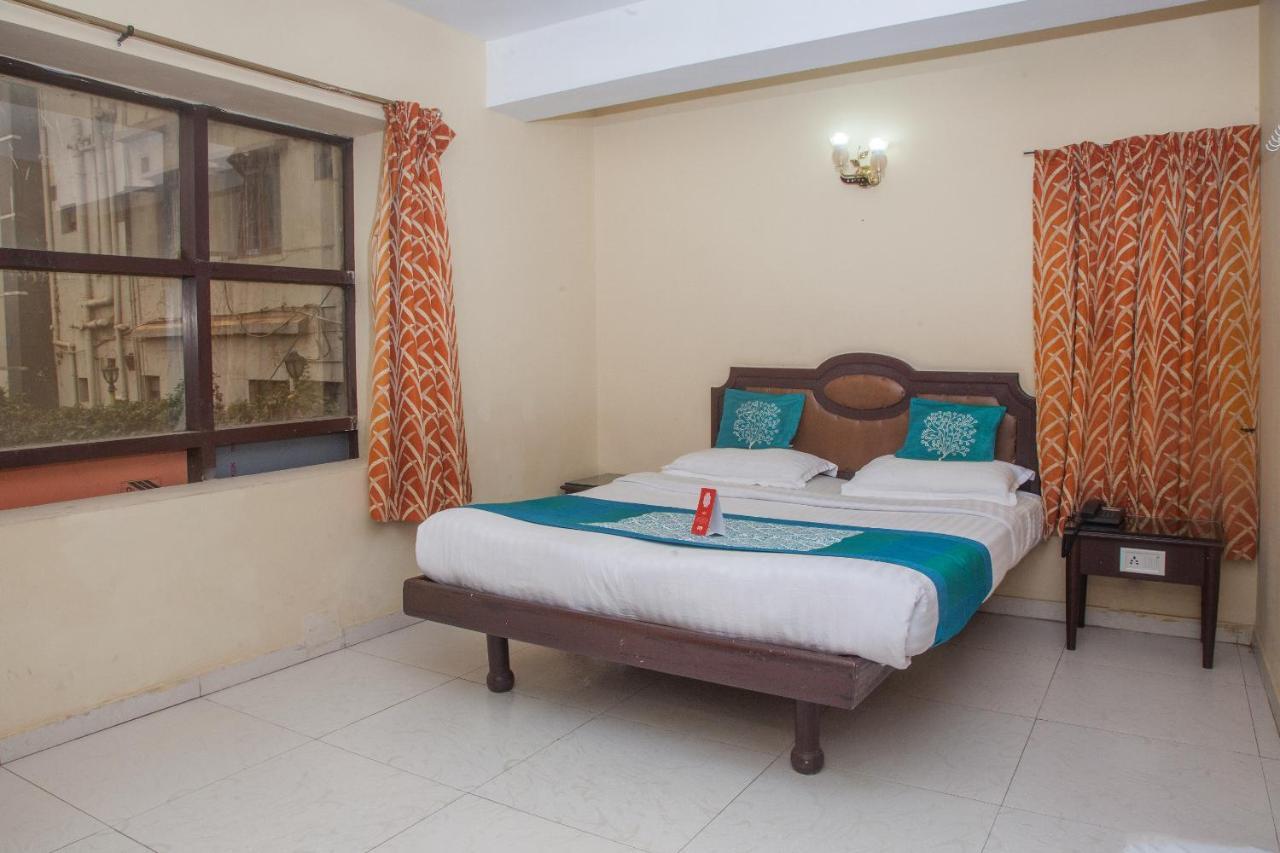 Oyo 12357 Hotel Nilgiris Inn Utakamand Zewnętrze zdjęcie