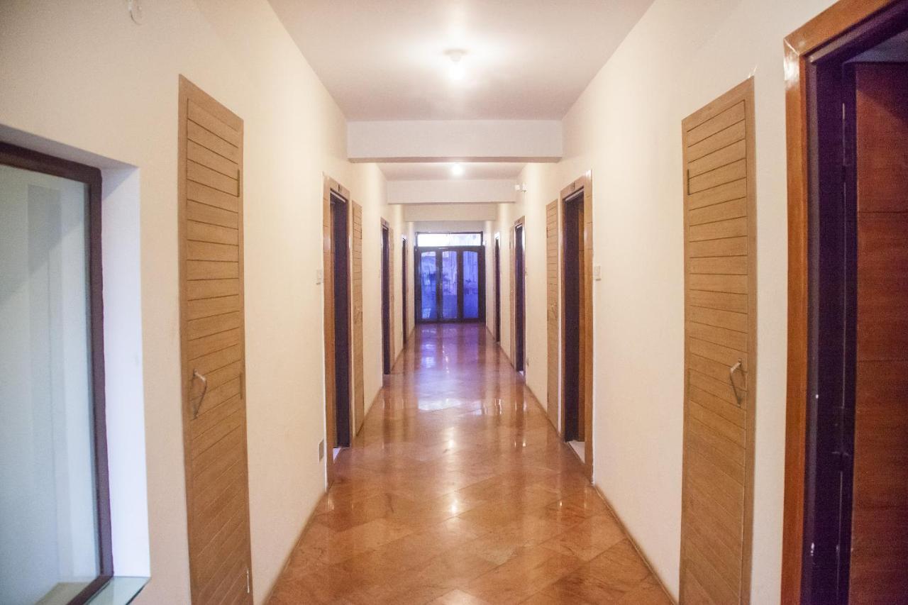 Oyo 12357 Hotel Nilgiris Inn Utakamand Zewnętrze zdjęcie