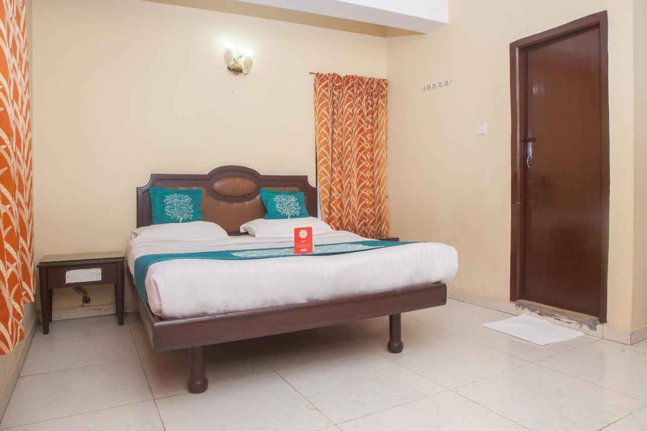 Oyo 12357 Hotel Nilgiris Inn Utakamand Zewnętrze zdjęcie